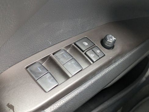 Used 2024 Toyota Camry SE FWD image 22
