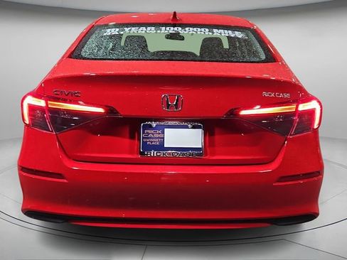 Used 2023 Honda Civic LX image 6