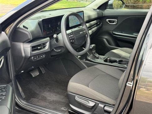 Used 2026 Kia K4 FWD image 11