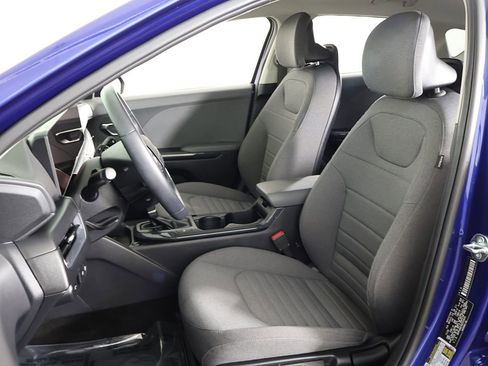 Used 2025 Kia K4 EX FWD image 28