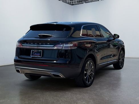 Used 2021 Lincoln Nautilus Reserve AWD/4WD image 5