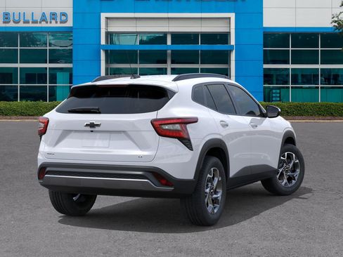 New 2026 Chevrolet Trax LT w/ Driver Confidence Package image 40