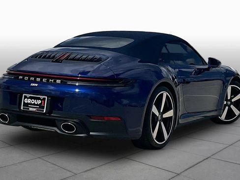 Used 2025 Porsche 911 Carrera RWD image 11