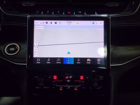 Used 2021 Jeep Grand Cherokee L Limited image 15