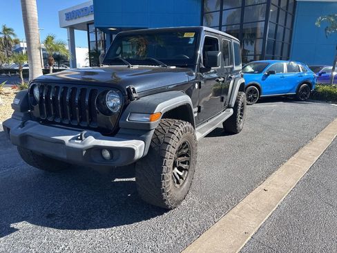 Used 2018 Jeep Wrangler Unlimited Sport S image 17