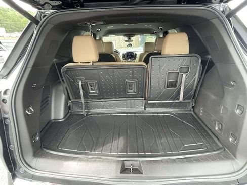 Used 2022 Chevrolet Traverse Premier w/ LPO, Floor Liner Package FWD image 10