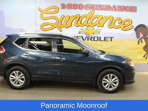 Used 2015 Nissan Rogue SV AWD/4WD image 1