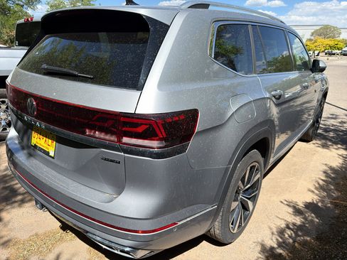 Used 2025 Volkswagen Atlas SEL Premium R-Line AWD/4WD image 7