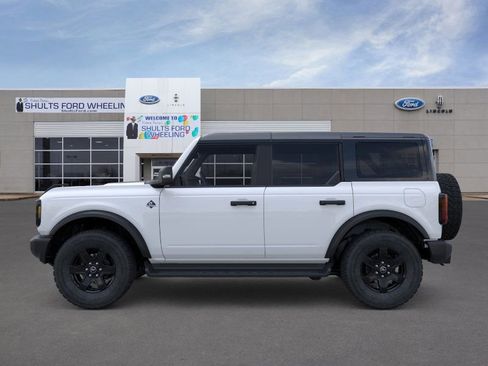 New 2025 Ford Bronco Outer Banks w/ Black Appearance Package image 3