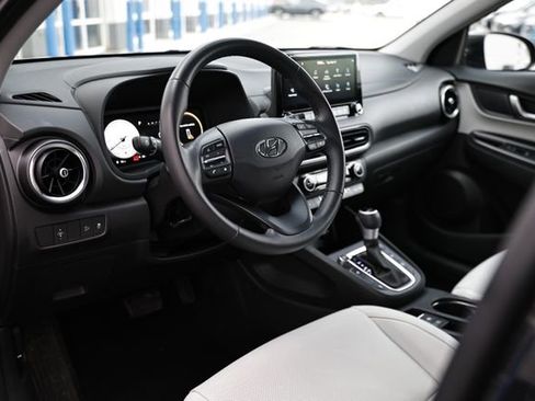 Used 2023 Hyundai Kona Limited image 20