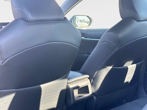 Used 2023 Toyota Camry SE image 13