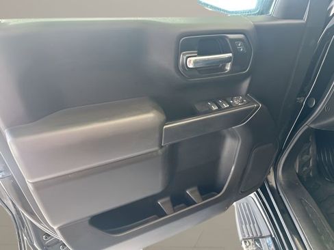 Used 2020 GMC Sierra 1500 4x4 Crew Cab w/ Sierra Value Package image 9