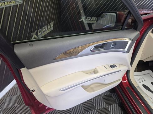 Used 2016 Lincoln MKZ w/ Equipment Group 200A Select FWD image 11