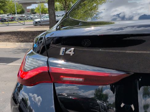 Certified 2023 BMW i4 eDrive35 w/ Premium Package image 11