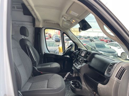 Used 2023 RAM ProMaster 2500 FWD image 28