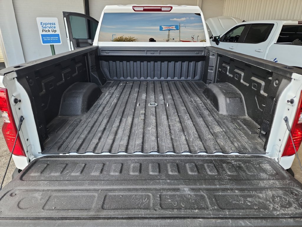 Used 2026 Chevrolet Silverado 2500 Custom w/ Custom Convenience Package AWD/4WD image 39