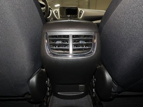 Certified 2025 Chevrolet Malibu LT image 29