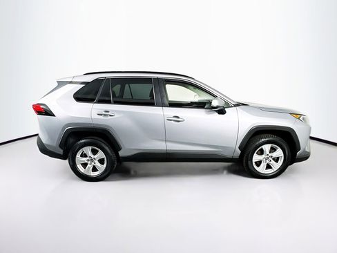 Used 2019 Toyota RAV4 XLE w/ Convenience Package AWD/4WD image 8