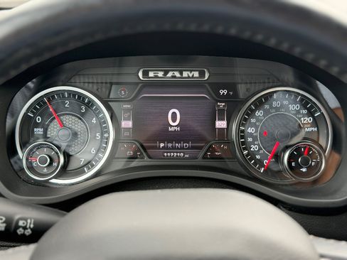 Used 2020 RAM 1500 Big Horn AWD/4WD image 5