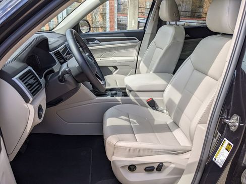 Used 2022 Volkswagen Atlas SE image 11