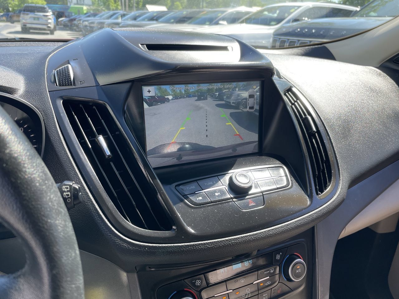Used 2018 Ford Escape SEL AWD/4WD image 17