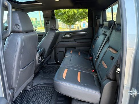 Certified 2023 GMC Sierra 1500 AT4 w/ AT4 Premium Package AWD/4WD image 44
