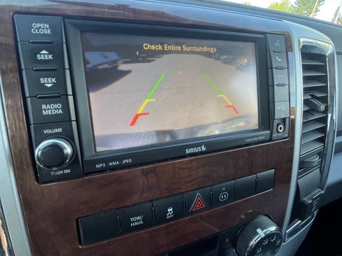 Used 2012 RAM 1500 Laramie image 10