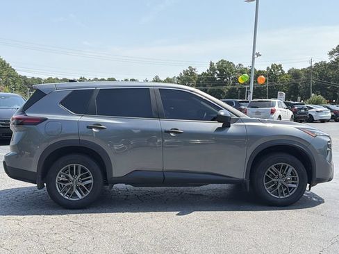 Used 2026 Nissan Rogue S FWD image 5