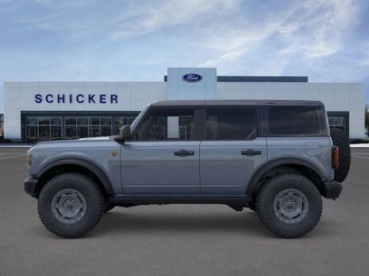 New 2025 Ford Bronco Badlands w/ Sasquatch Package