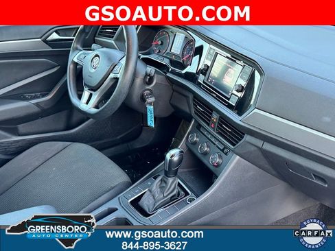 Used 2019 Volkswagen Jetta SE image 10