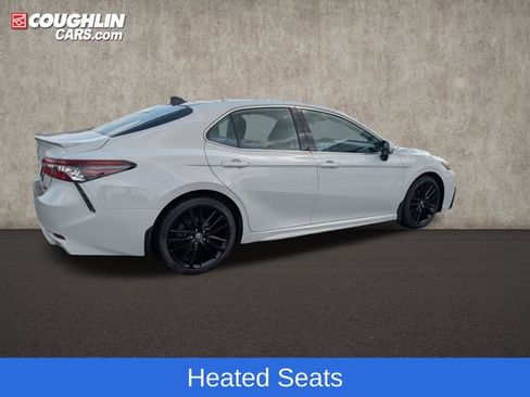 Used 2024 Toyota Camry XSE FWD image 9