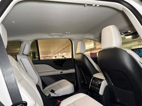 New 2026 Lincoln Aviator Black Label w/ Black Label Special Edition image 41