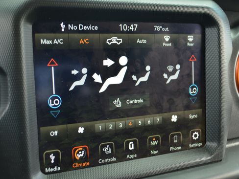 Used 2021 Jeep Gladiator Mojave AWD/4WD image 19