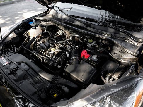 Used 2022 Ford Escape SE w/ Convenience Package image 62