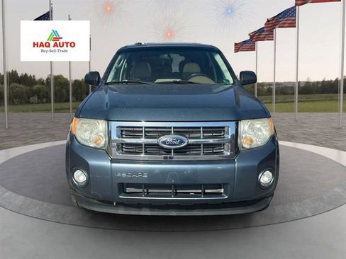 Used 2012 Ford Escape XLT image 2