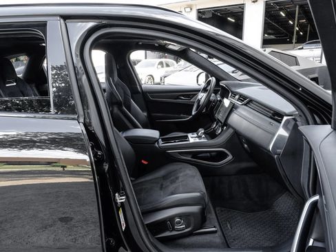 Used 2025 Jaguar F-PACE SVR AWD/4WD image 42