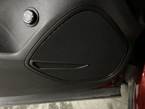 Used 2021 Buick Envision Essence image 24