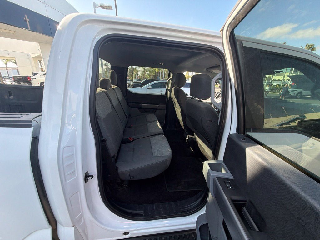 Used 2021 Ford F150 XLT w/ Trailer Tow Package AWD/4WD image 15