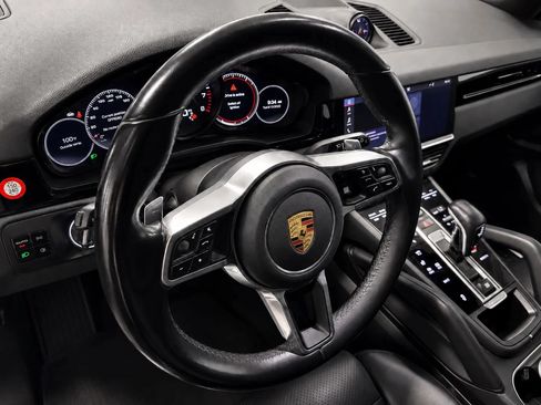 Used 2019 Porsche Cayenne AWD/4WD image 11