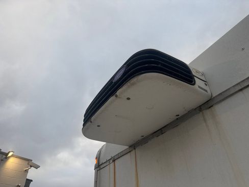 Used 2017 Ford E-450 and Econoline 450 Super Duty image 17