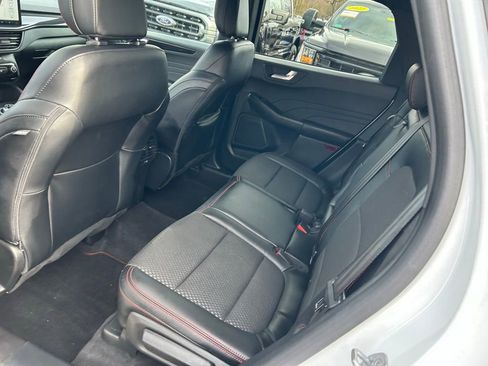 Certified 2023 Ford Escape ST-Line w/ Tech Pack #1 image 18