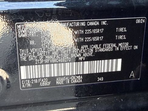 Used 2024 Toyota RAV4 XLE AWD/4WD image 30