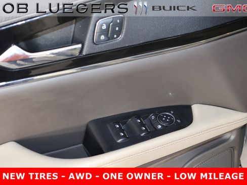 Used 2022 Lincoln Nautilus Reserve image 8