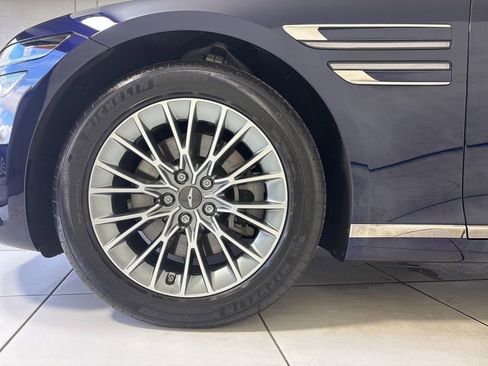 Used 2024 Genesis G80 2.5T image 9