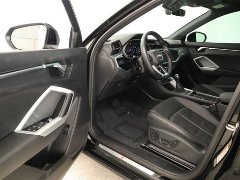 Certified 2021 Audi Q3 2.0T Premium w/ Convenience Package image 14