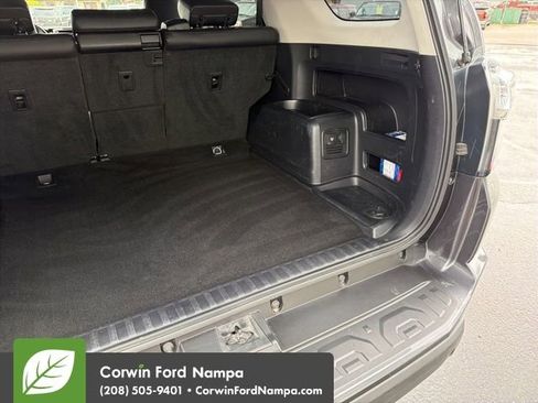 Used 2020 Toyota 4Runner TRD Off-Road Premium image 32