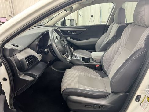Used 2023 Subaru Outback Premium AWD/4WD image 19