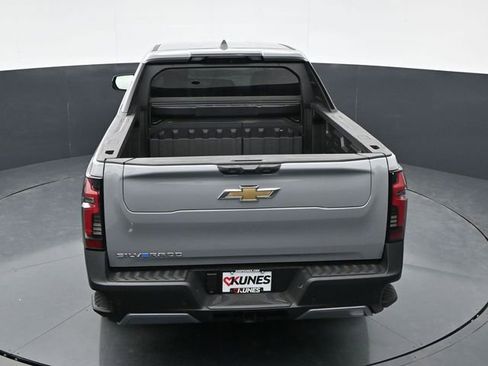 New 2026 Chevrolet Silverado EV LT AWD/4WD image 38