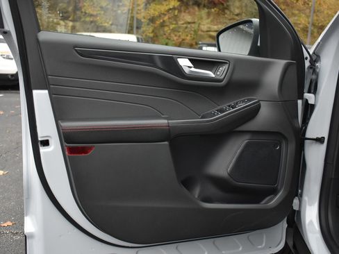 New 2026 Ford Escape ST-Line Select w/ Equipment Group 401A image 19