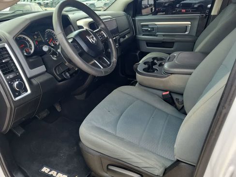 Used 2019 RAM 1500 Classic SLT RWD image 10